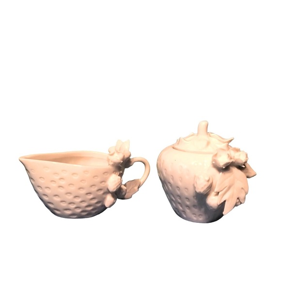 Vintage Graces Teaware White Bisque Porcelain Sculpted Strawberry Cream & Sugar - Picture 15 of 15